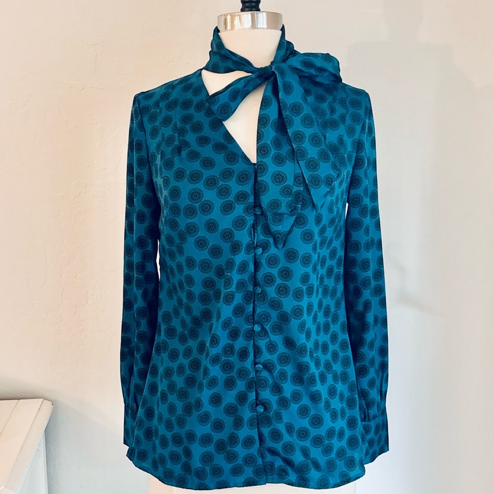 Banana Republic Teal Blue Blue Medallion Print Tie-Neck Collared Shirt, XSP